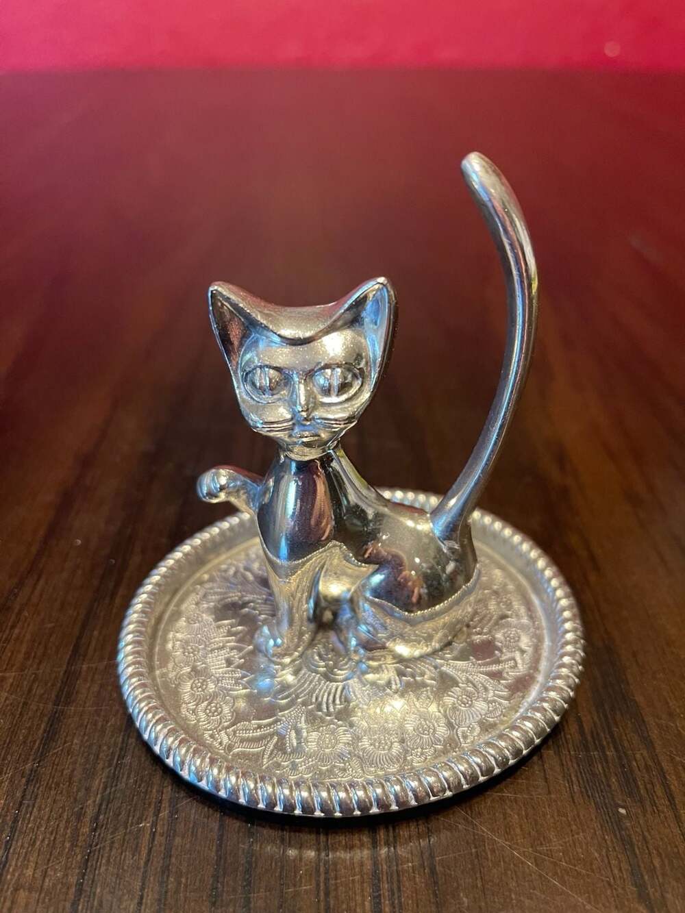 Vintage Kitty Cat Ring Jewelry Holder Tray Floral Engrave Base Midcentury Silver